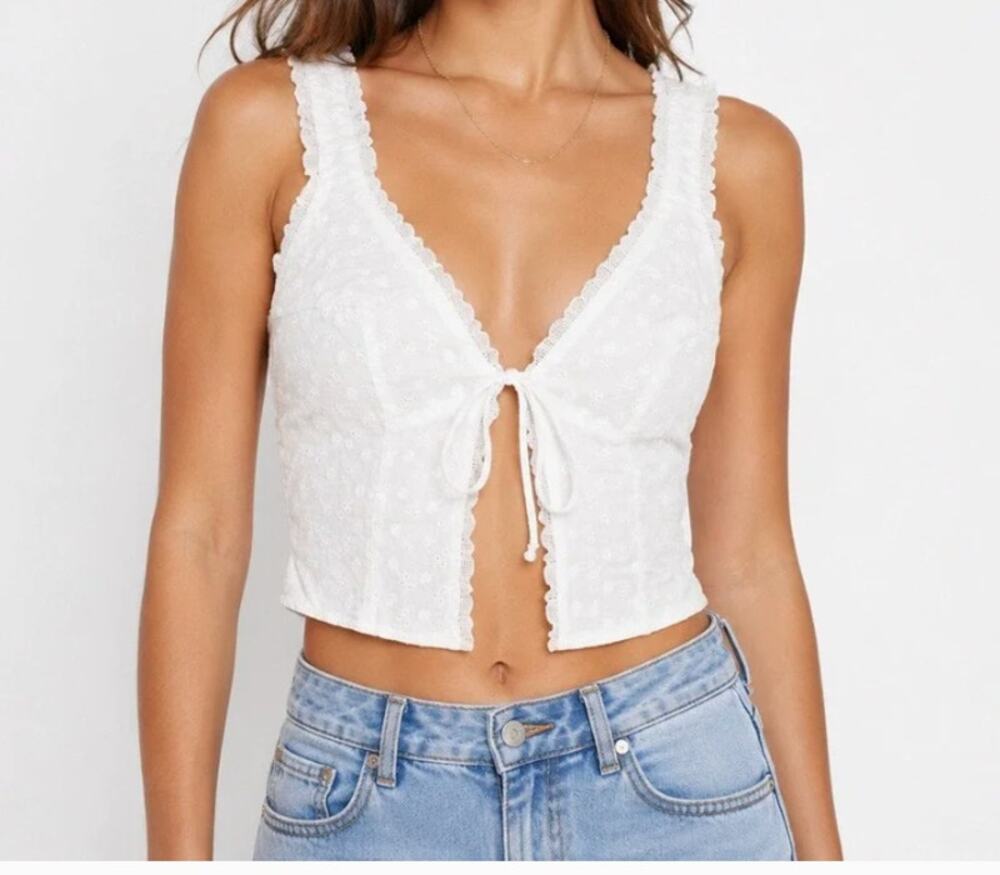 White Fox Boho White Eyelet Tie Front V-neck Chic Romantic Top